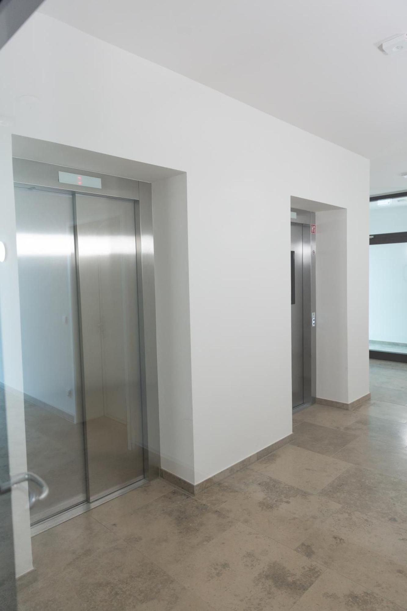 Cabana - Theview - Terrasse - Waterfront - Kostenloser Parkplatz - Wifi Oldenburg Exteriör bild